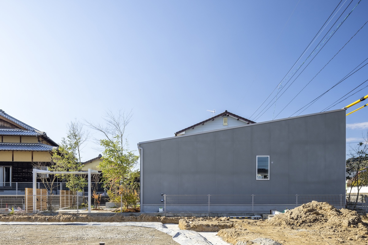 VALO 2階建 外観1